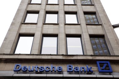 Brüksel'deki Deutsche Bank şubesinin dış görünümü ,Belçika 13 Eylül 2018