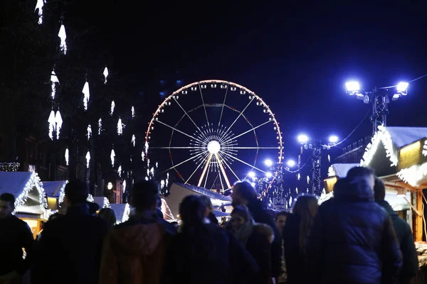 Crowd Walk Christmas Market Bruxelas Bélgica Dezembro 2018 — Fotografia de Stock