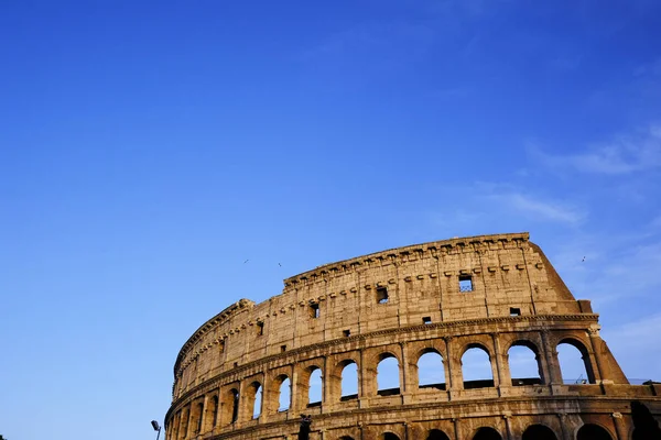 Vista Esterna Del Colosseo Roma Italia Aprile 2019 — Foto Stock