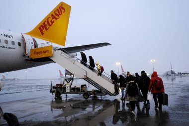 Pegasus Havayolları'nın düşük maliyetli uçakları 7 Ocak 2019 tarihinde İstanbul'da pistte.