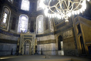Turistler İstanbul'daki Ayasofya müzesini ziyaret etti, 4 Ocak 2019