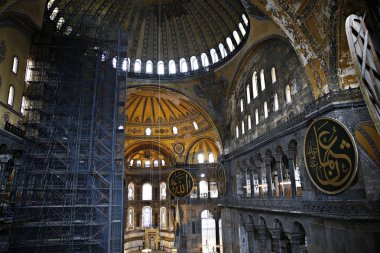 Turistler İstanbul'daki Ayasofya müzesini ziyaret etti, 4 Ocak 2019