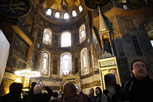 Los Turistas Visitan Museo Hagia Sophia Estambul Turquía Enero 2019 — Foto de Stock
