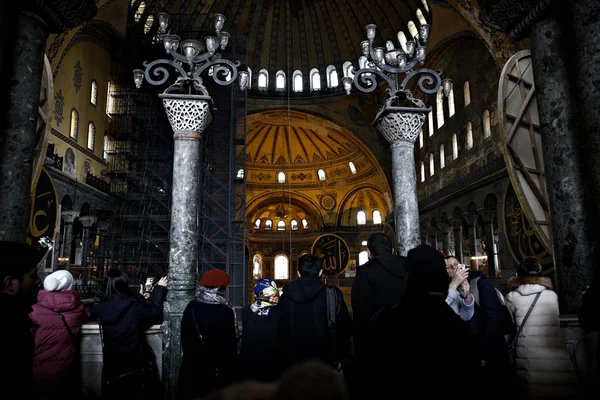 Los Turistas Visitan Museo Hagia Sophia Estambul Turquía Enero 2019 — Foto de Stock