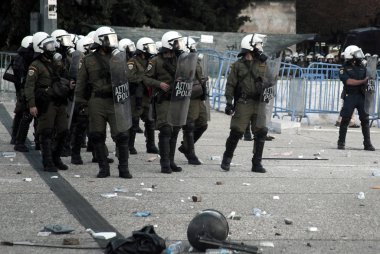 10 Eylül 2011 tarihinde Yunanistan'ın Selanik kentinde hükümetin politikası ve tasarruf tedbirlerine karşı düzenlenen 48 saatlik genel grev sırasında polis ve göstericiler çatıştı.