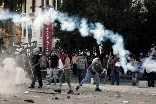 Rendőrség Tüntetők Összecsapás Során Óra Általános Sztrájk Ellen Kormány Politikája — Stock Fotó