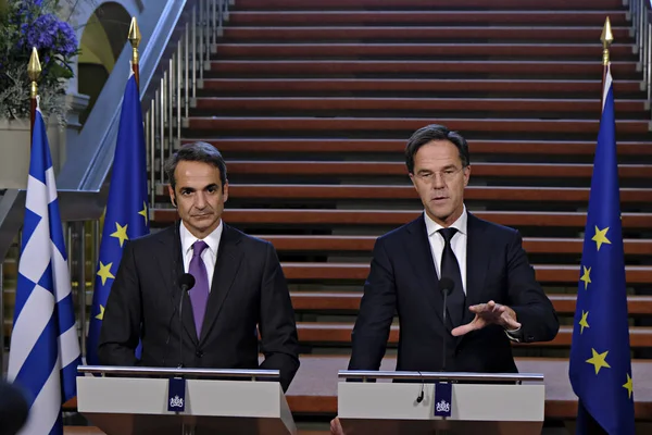 Hollanda Başbakanı Mark Rutte ve Yunanistan Başbakanı Kyriakos Mitsotakis 3 Eylül 2019 tarihinde Hollanda'nın Lahey kentinde düzenlenen ortak basın toplantısına katıldılar..