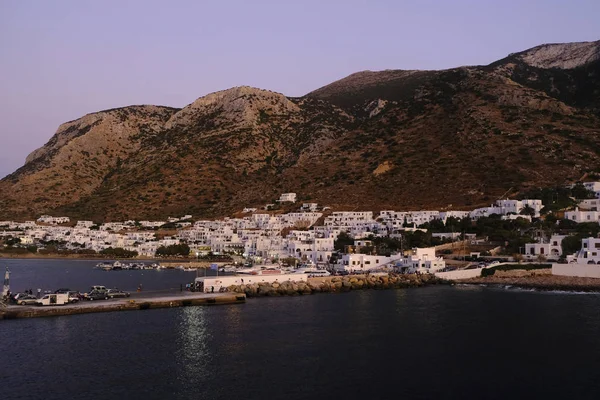 Uitzicht Het Eiland Sifnos Vanaf Veerboot Griekenland Aug 2019 — Stockfoto