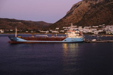 Yunanistan'ın Serifos adası limanında petrol tankeri gemisi 19 Ağustos 2019.
