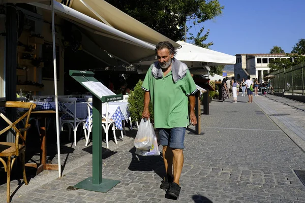 Les Piétons Marchent Dans Rue Centre Athènes Grèce Août 2019 — Photo