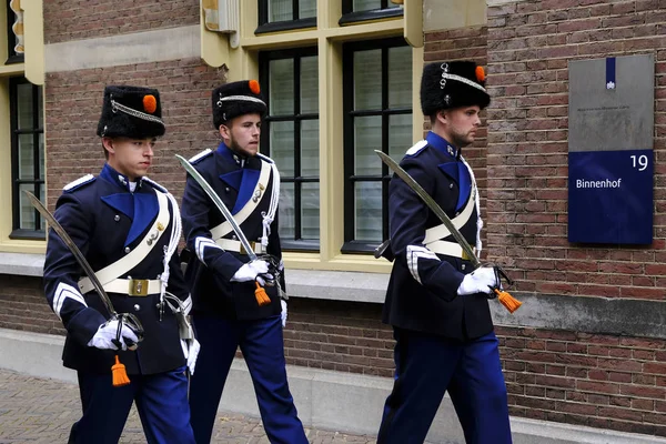 Haya Holanda Septiembre 2019 Guardias Honorarios Están Pie Junto Entrada — Foto de Stock