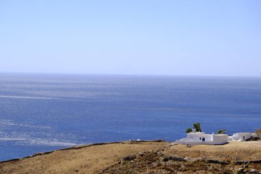 19 Ağustos 2019 tarihinde Yunan Serifos Adası'ndaki ikonik Rum Ortodoks Kilisesi'nin dış görünümü