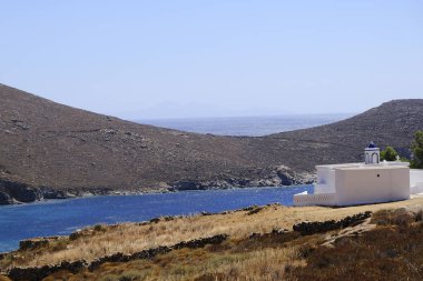 19 Ağustos 2019 tarihinde Yunan Serifos Adası'ndaki ikonik Rum Ortodoks Kilisesi'nin dış görünümü