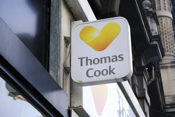 Thomas Cook cestovní společnost zavírá. Brusel, Belgie — Stock fotografie