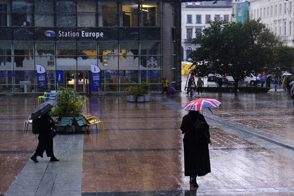 Ciężkie opady deszczu w: Bruksela, Belgia — Zdjęcie stockowe
