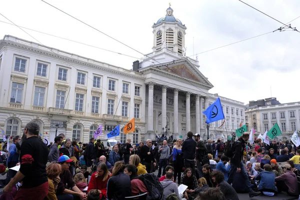 Демонстрация протеста против вымирания в Брюсселе — стоковое фото