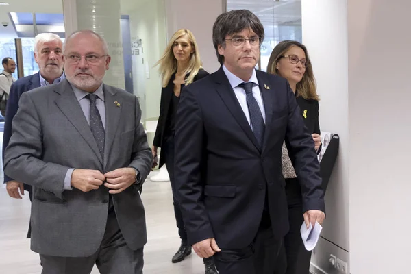 Carles Puigdemont reacciona ante la sentencia del Tribunal Supremo español — Foto de Stock