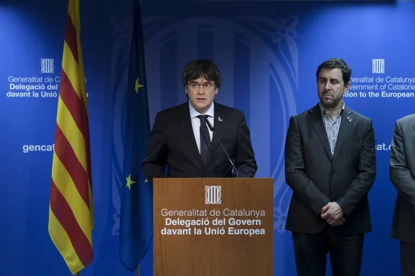 Carles Puigdemont reacciona ante la sentencia del Tribunal Supremo español — Foto de Stock