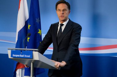 Brüksel, Belçika. 21 Şubat 2020. Hollanda Başbakanı Mark Rutte, AB liderlerinin zirvesi sonrasında düzenlediği basın toplantısında konuştu.