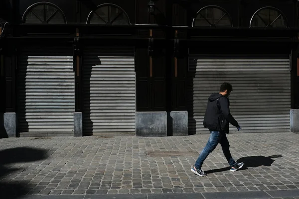Zamknięte Sklepy Detaliczne Puste Ulice Centrum Brukseli Tym Jak Dniu — Zdjęcie stockowe