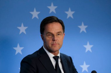 Brüksel, Belçika. 21 Şubat 2020. Hollanda Başbakanı Mark Rutte, AB liderlerinin zirvesi sonrasında düzenlediği basın toplantısında konuştu.