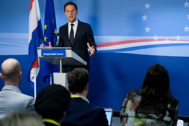 Brüksel, Belçika. 21 Şubat 2020. Hollanda Başbakanı Mark Rutte, AB liderlerinin zirvesi sonrasında düzenlediği basın toplantısında konuştu.