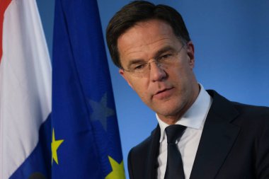 Brüksel, Belçika. 21 Şubat 2020. Hollanda Başbakanı Mark Rutte, AB liderlerinin zirvesi sonrasında düzenlediği basın toplantısında konuştu.