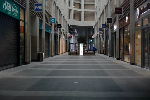Stängda Butiker Och Tomma Gator Bryssels Centrum Efter Att Belgien — Stockfoto