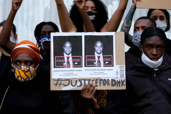 Protesters Hold Placards Gather Central Brussels Black Lives Matter Protest — Stock Photo, Image