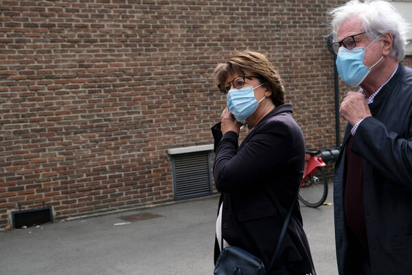 Socialist Party (PS) Mayor of Lille Martine Aubry arrives to polling station  for the second round of the French mayoral elections on June 28, 2020 at a polling station in Lille, northern France.