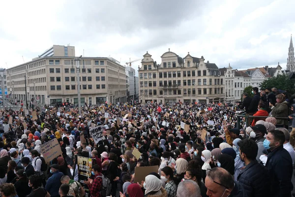 Bruselas Bélgica Julio 2020 Manifestantes Participan Mitin Contra Regla Del —  Fotos de Stock