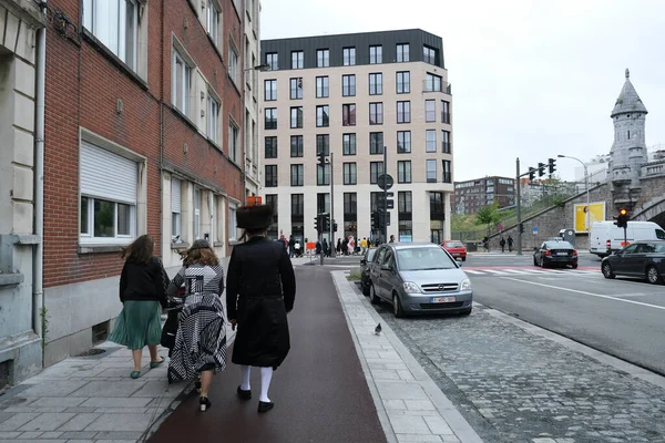 Members Ultra Orthodox Jewish Community Return Synagogue Religion Service Antwerp — Stock Photo, Image