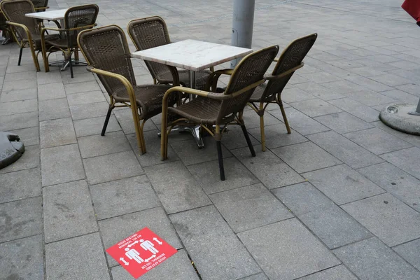 Una Vista Una Zona Turística Vacía Mientras Restaurantes Bares Vuelven —  Fotos de Stock