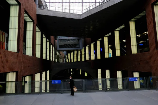 Travelers Wears Face Mask Railroad Train Station Antwerp Belgium July — Stock Photo, Image