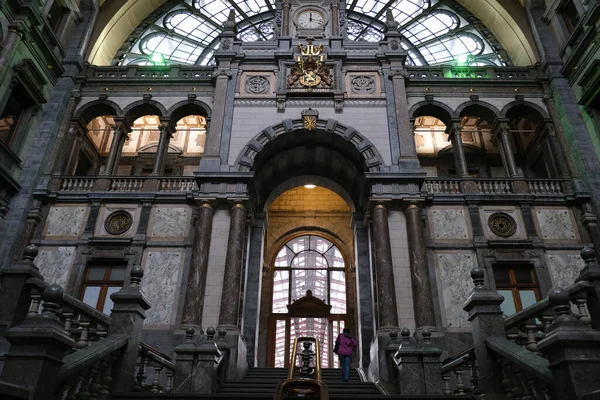 Brussels City Center, Brussels Capital Region - Belgium , Parkway and  Facade of the Galeria Inno and Media Markt Retail Concerns Editorial Stock  Photo - Image of lockdown, 2020: 249118478