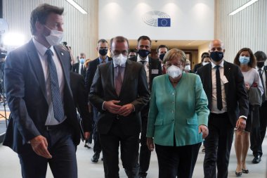 Almanya Başbakanı Angela Merkel, 8 Temmuz 2020 'de Brüksel, Belçika' daki Avrupa Parlamentosu 'nda düzenlenen genel kurul toplantısında meclise seslendi.. 