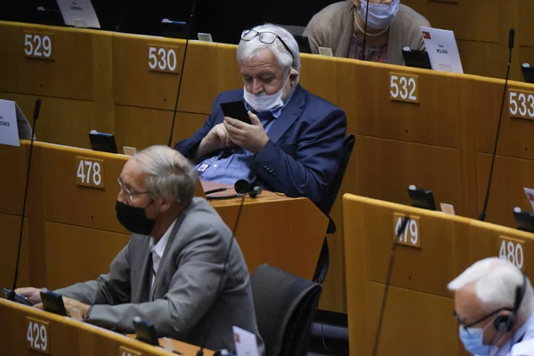 Membros Parlamento Europeu Usando Máscaras Durante Uma Sessão Plenária Parlamento — Fotografia de Stock