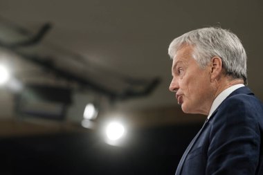 Avrupa Komisyonu Üyesi Vera Jourova ve Avrupa Adalet Komiseri Didier Reynders, 16 Temmuz 2020 'de Brüksel, Belçika' daki AB genel merkezinde düzenlenen veri koruma konulu basın toplantısına katıldılar..