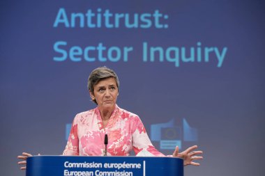 AB 'nin Rekabet Komiseri Margrethe Vestager 16 Temmuz 2020' de Brüksel, Belçika 'da Avrupa Komisyonu' nda basın toplantısı düzenledi.