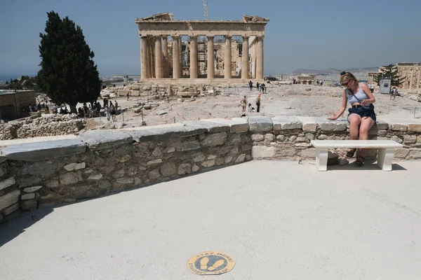 Társadalmi Távolság Marker Acropolis Régészeti Lelőhelyen Athénban Görögországban 2020 Augusztus — Stock Fotó
