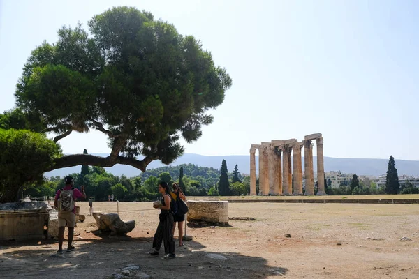 Utsikt Över Den Arkeologiska Platsen För Temple Olympian Zeus Aten — Stockfoto