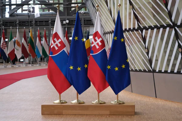 Брюссель Бельгія Липня 2020 Європейський Прапор Прапор Словаччини Штаб Квартирі — стокове фото
