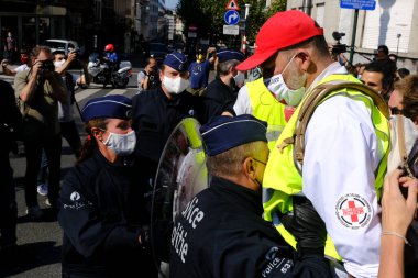 13 Eylül 2020 'de Brüksel, Belçika' da düzenlenen Sağlık Sektörü protestosu sırasında protestocular polisle çatıştı.