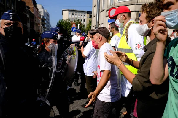 13 Eylül 2020 'de Brüksel, Belçika' da düzenlenen Sağlık Sektörü protestosu sırasında protestocular polisle çatıştı.