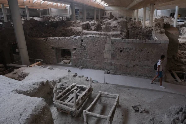 Les Visiteurs Font Tour Dans Ville Préhistorique Akrotiri Qui Été — Photo