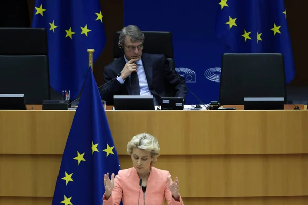 Presidente Della Commissione Europea Ursula Von Der Leyen Interviene Plenaria — Foto Stock