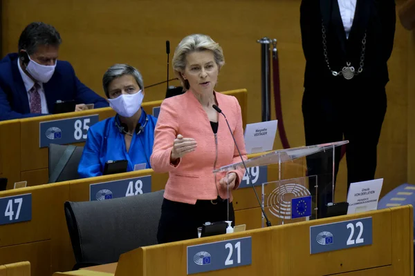 Die Präsidentin Der Europäischen Kommission Ursula Von Der Leyen Spricht — Stockfoto