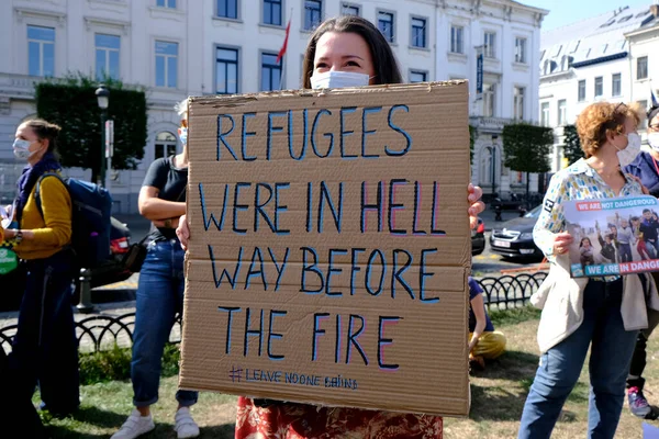 Människorättsaktivister Protesterar Inför Europaparlamentet Debatten Krisen Det Grekiska Flyktinglägret Moria — Stockfoto