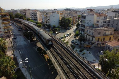 Yunanistan 'ın başkenti Atina' da 4 Ağustos 2020 'de bir Elektrik Demiryolu yola çıktı