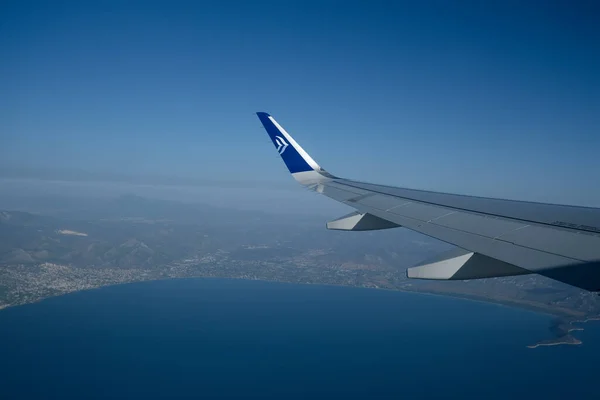 Aegean Airlines Airbus A320 Vuela Sobre Atenas Grecia Septiembre 2020 —  Fotos de Stock